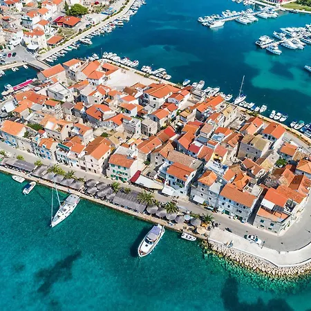 2 Bedroom Cozy In Vodice